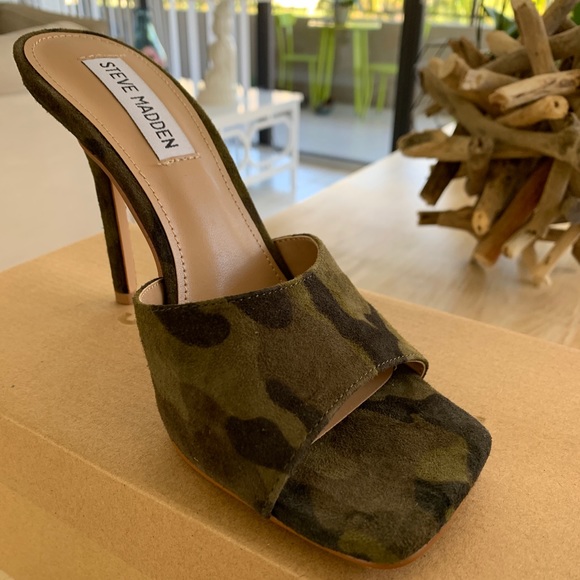 New Steve Madden Camouflage Heels - Picture 1 of 4